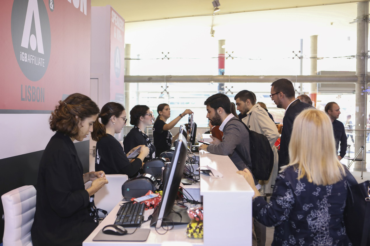 荣耀欧洲!ATFX参加iGB里斯本交易联盟高峰会