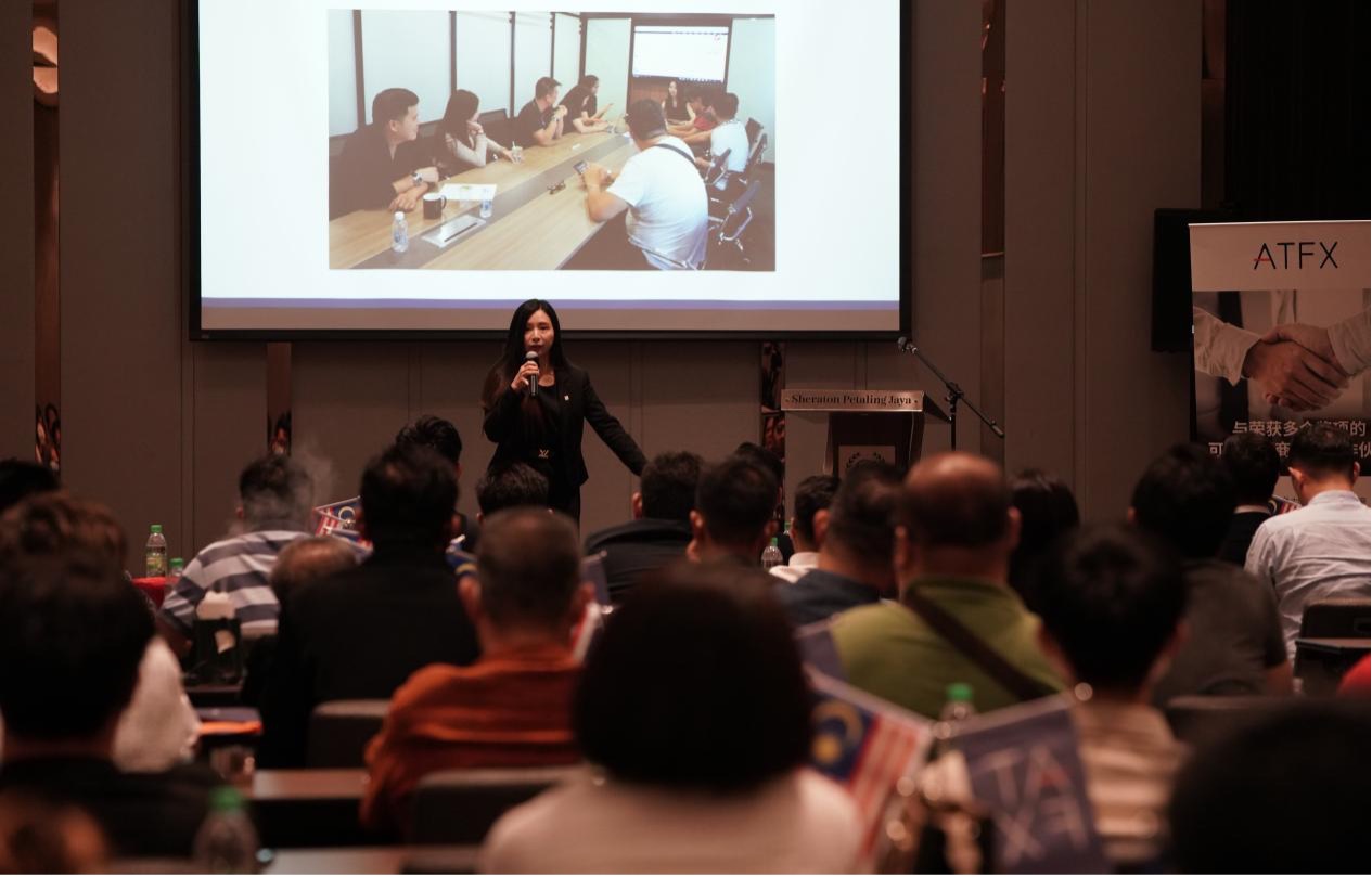 ATFX高级账户经理Evonne Beh