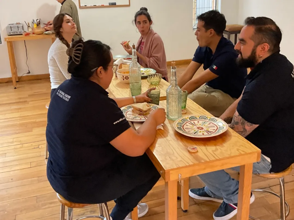 ATFX拉美团队团建释放压力激发灵感