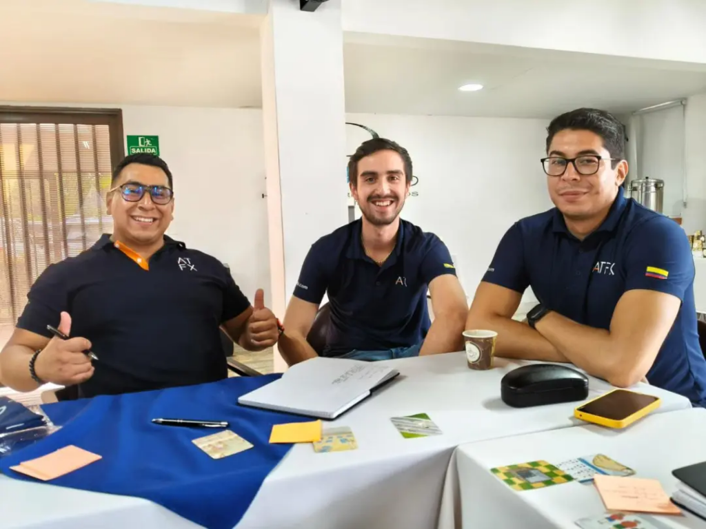 ATFX拉美团队团建释放压力激发灵感