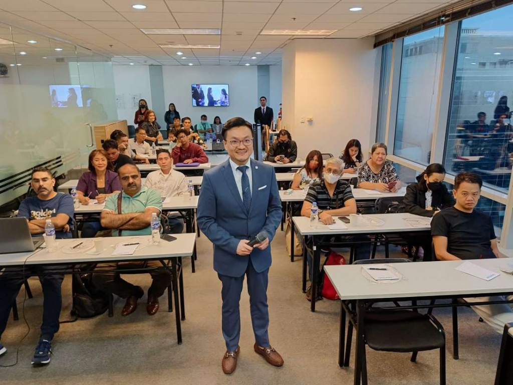 ATFX金融之光闪耀研讨会，铸就行业传奇！