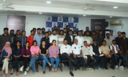 ATFX搭建行业资源“战舰”,助力全球投资者勇攀新阶巅峰!