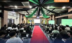 ATFX走进巴科洛德大学,整间教室安静了十秒钟!